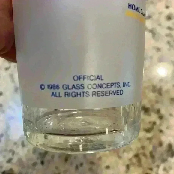 West Virginia Mountaineers Vintage Glass - Picture 3 of 3